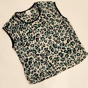 Size XS: CAbi Jungle Top Style 3260